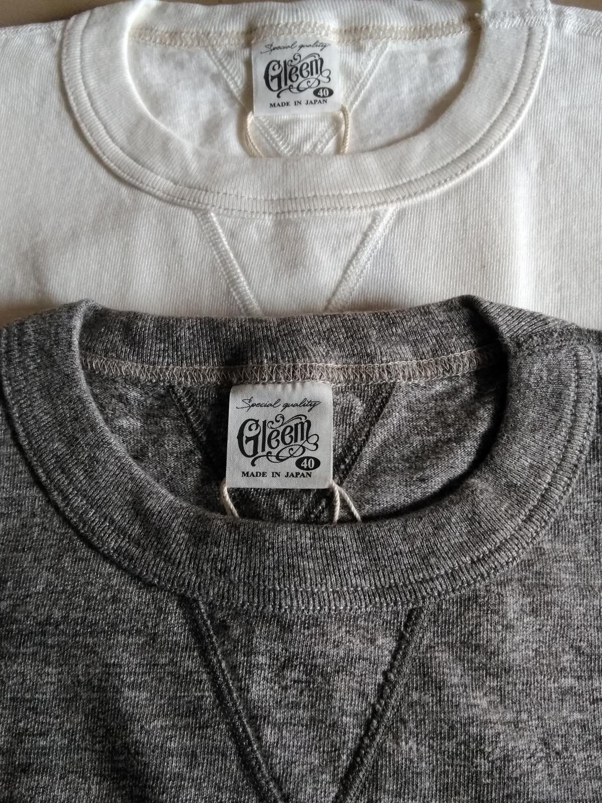 ガゼット付きTシャツ